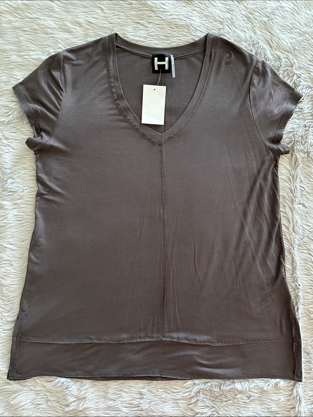 H by Bordeaux Top